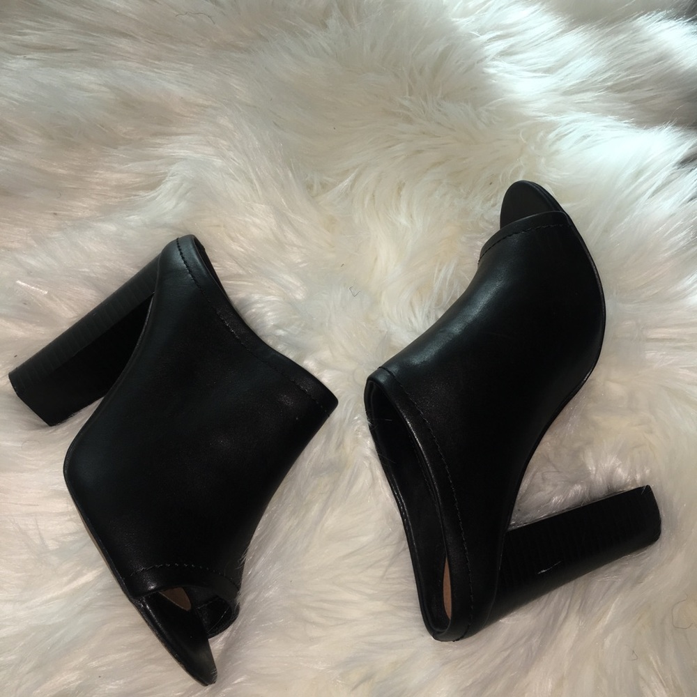 Black Mules